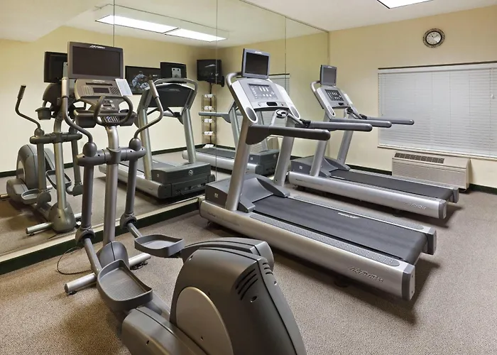 Fairfield Inn & Suites Charlotte Arrowood